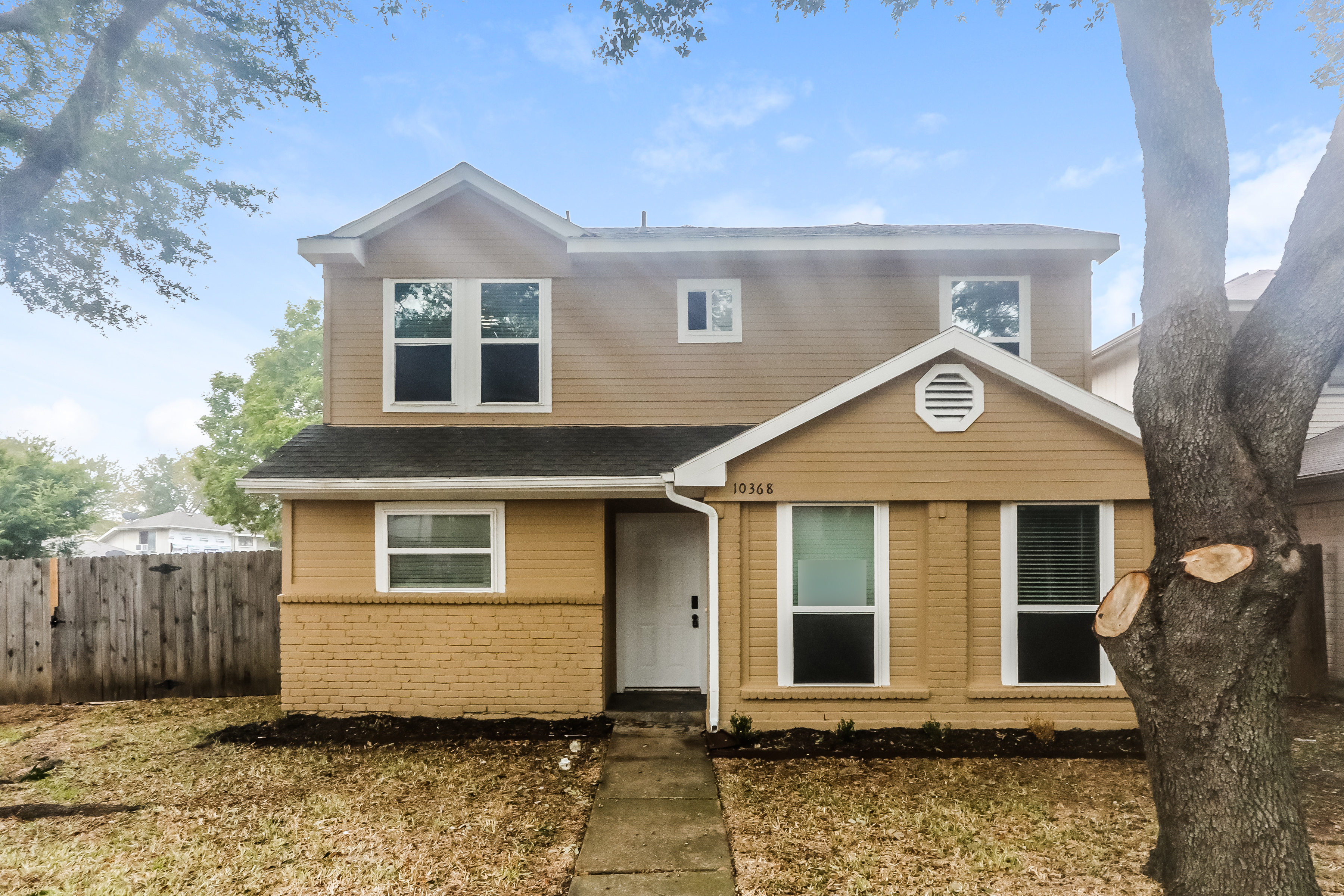 10368 Wood Heights Drive Dallas, TX 75227